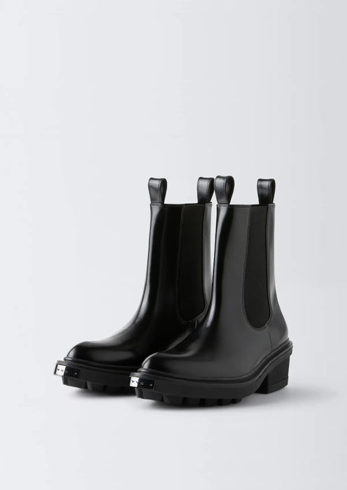 Nikita II Leather Black