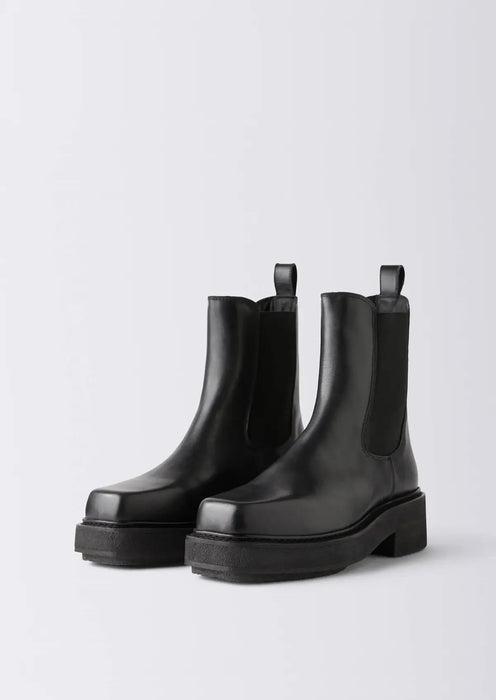 Ortega II Leather Black