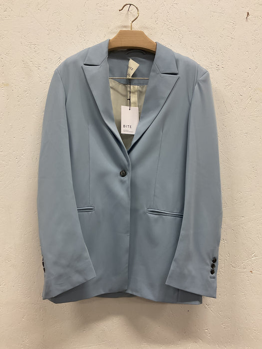 Chantal Blazer