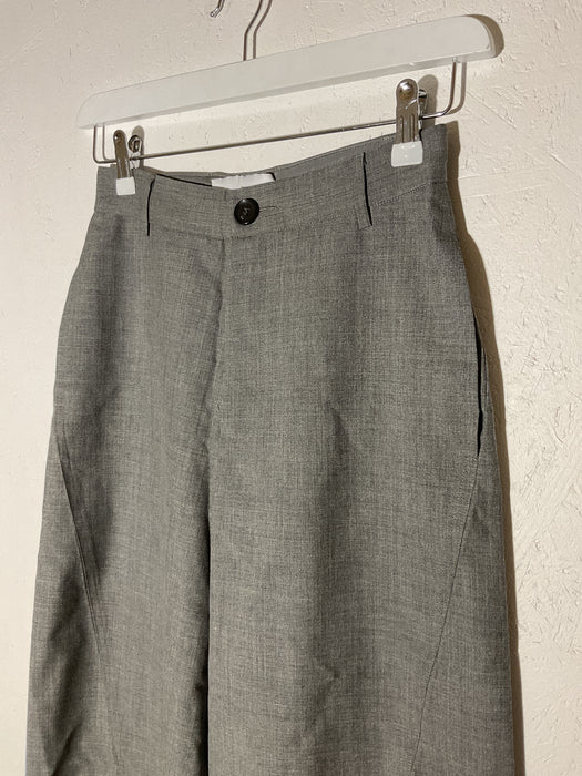 Cropped Curved Trouser