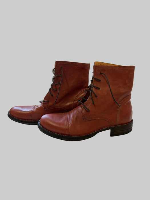 ELIOS Rose Leather Ankle Boot