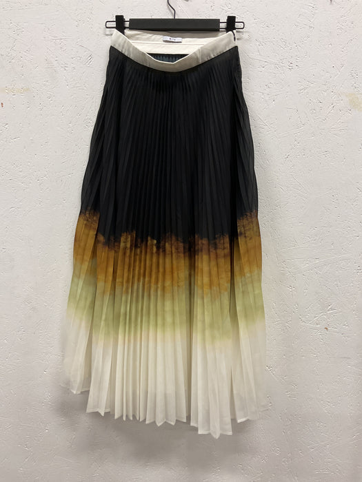 Pleated Printed Skirt