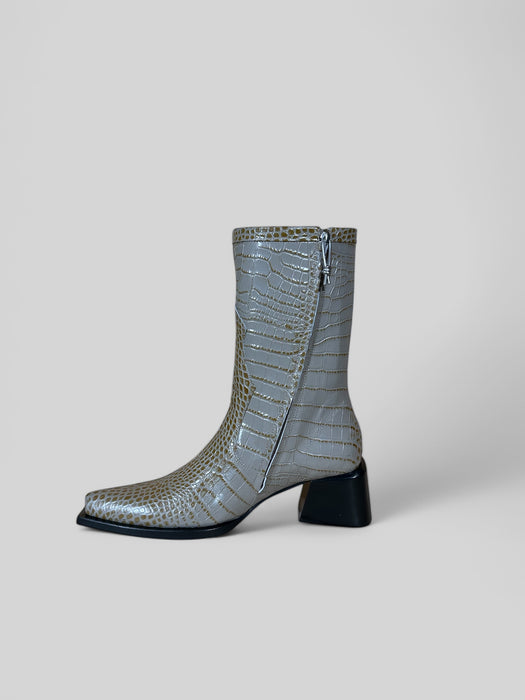 Sample Boots