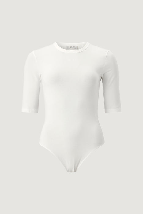 Close Body White