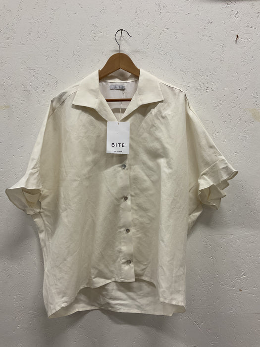 Short-sleeve Cotton Shirt