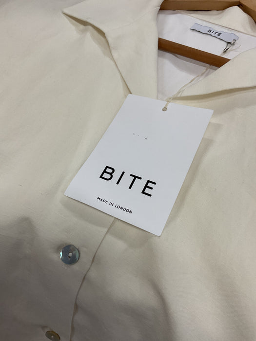 Short-sleeve Cotton Shirt